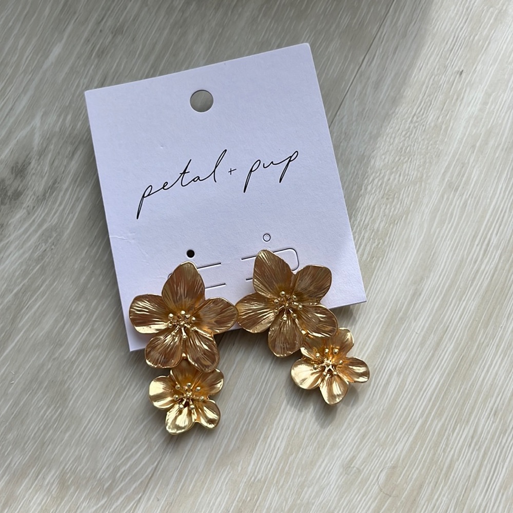 Petal and Pup gold flower earrings